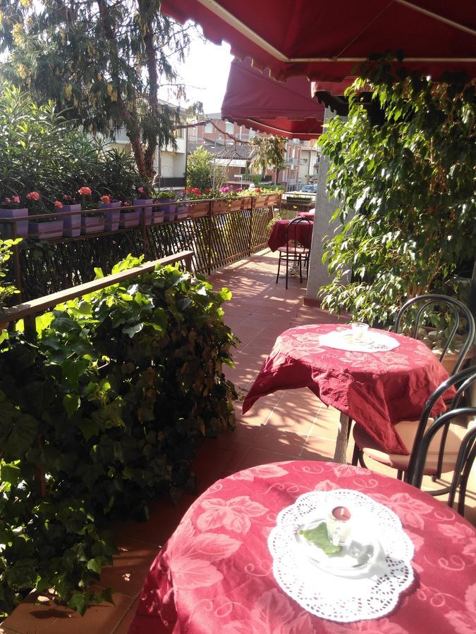 Hotel Elena Verona Luaran gambar